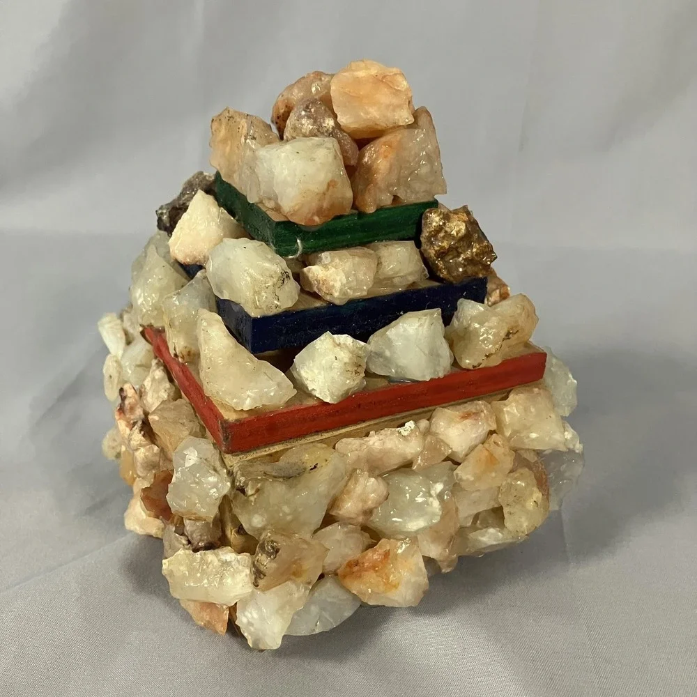 Handmade Stone Quartz Rock Encrusted Pyramid Trinket Jewelry Box Wood‎ Keepsake